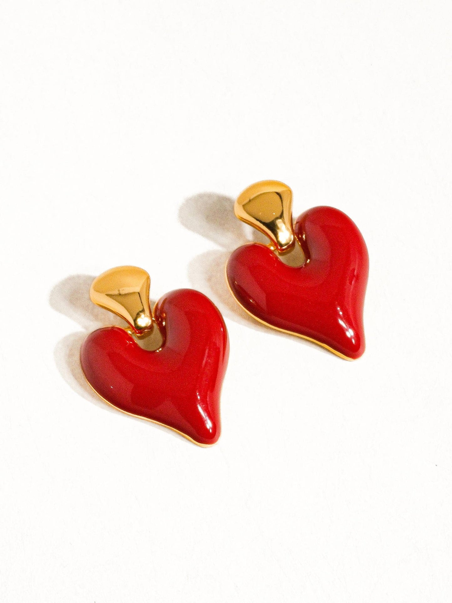 Edith 18K Gold Vintage Heart Earring