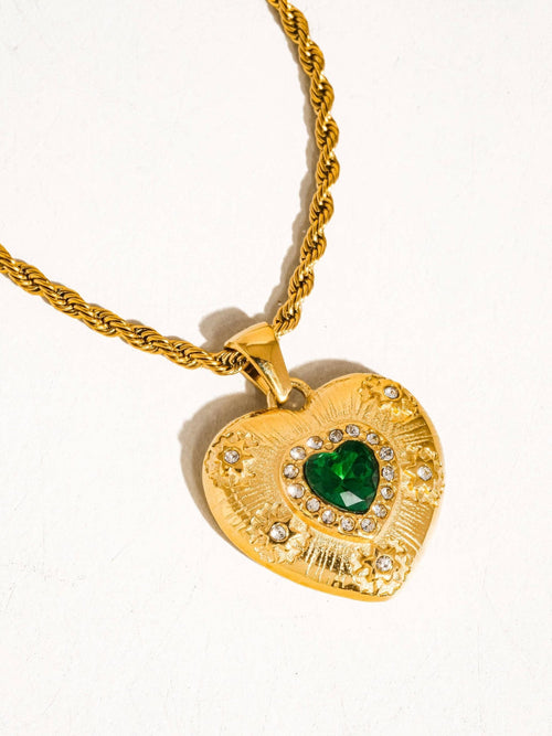 Akira Heart Necklace - Rose & Olivia Boutique