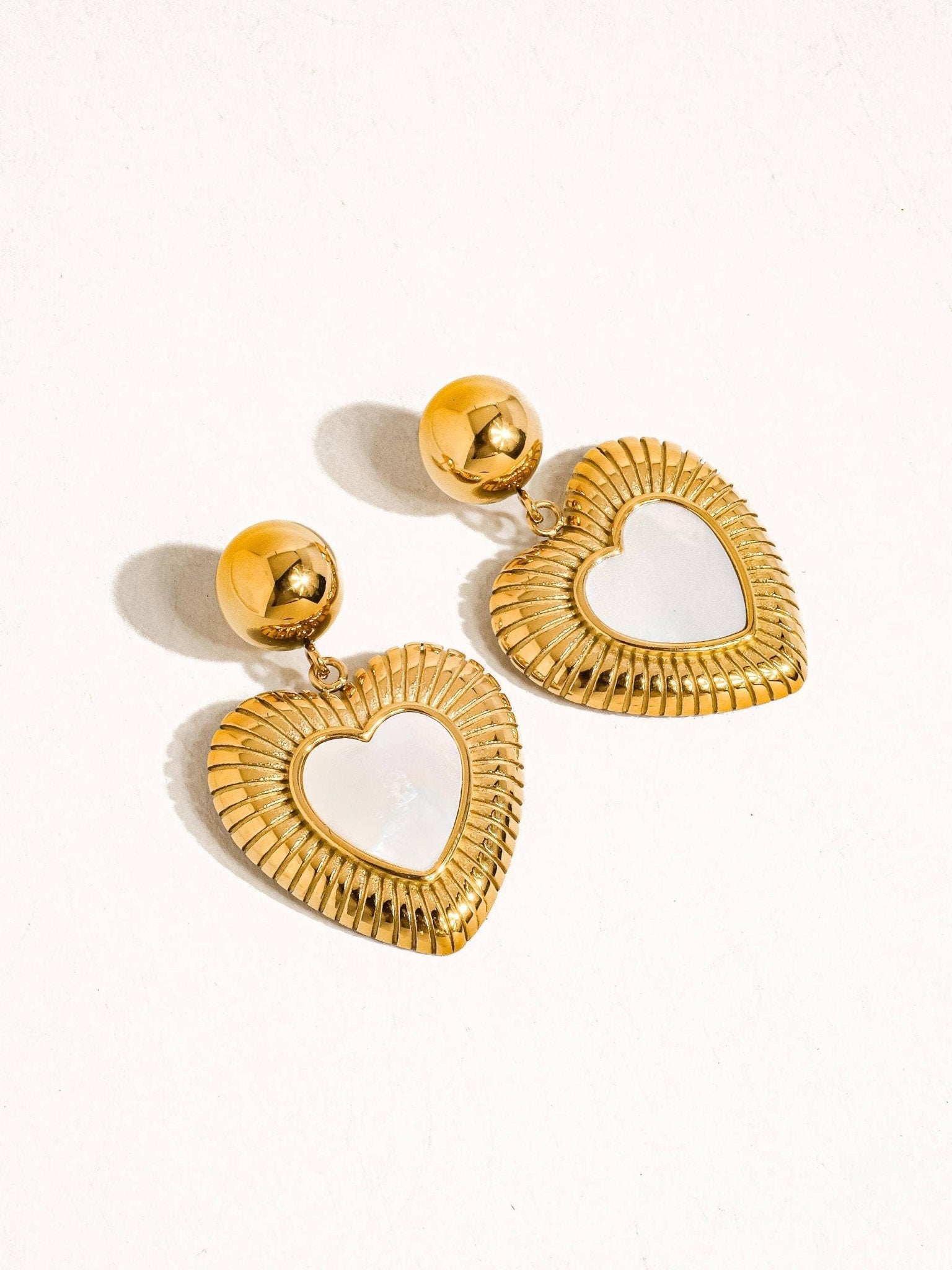 Annie 18K Gold Non - Tarnish Shell Heart Earring - Rose & Olivia Boutique