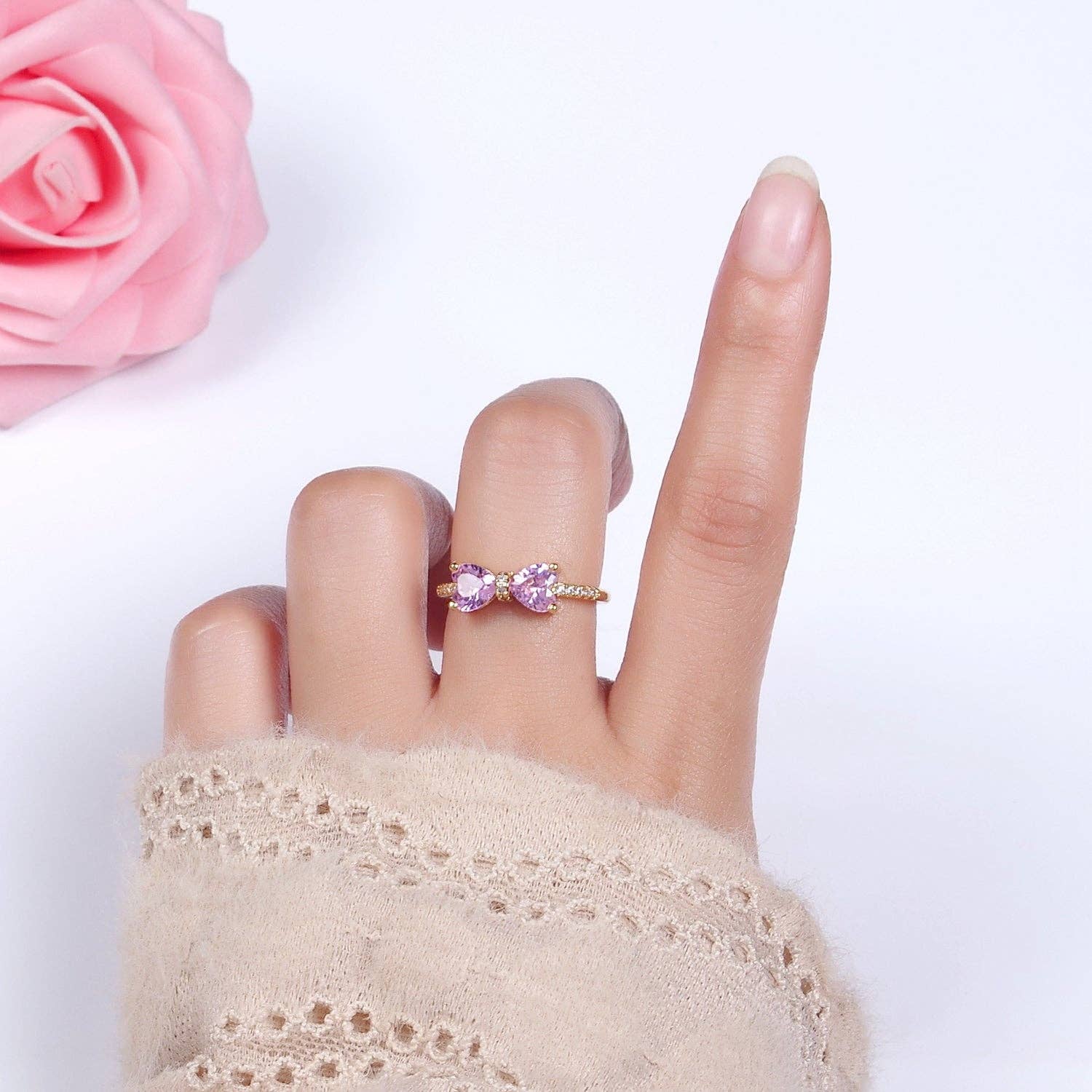 Heart Ribbon Ring: Clear - Rose & Olivia Boutique