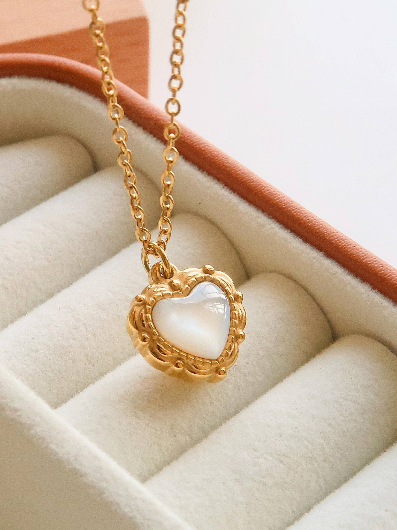Josie Gold Non - Tarnish Vintage Heart Pendant Necklace - Rose & Olivia Boutique