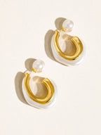 Kinsley 18K Gold Classic Pearl C Hoop Earring - Rose & Olivia Boutique