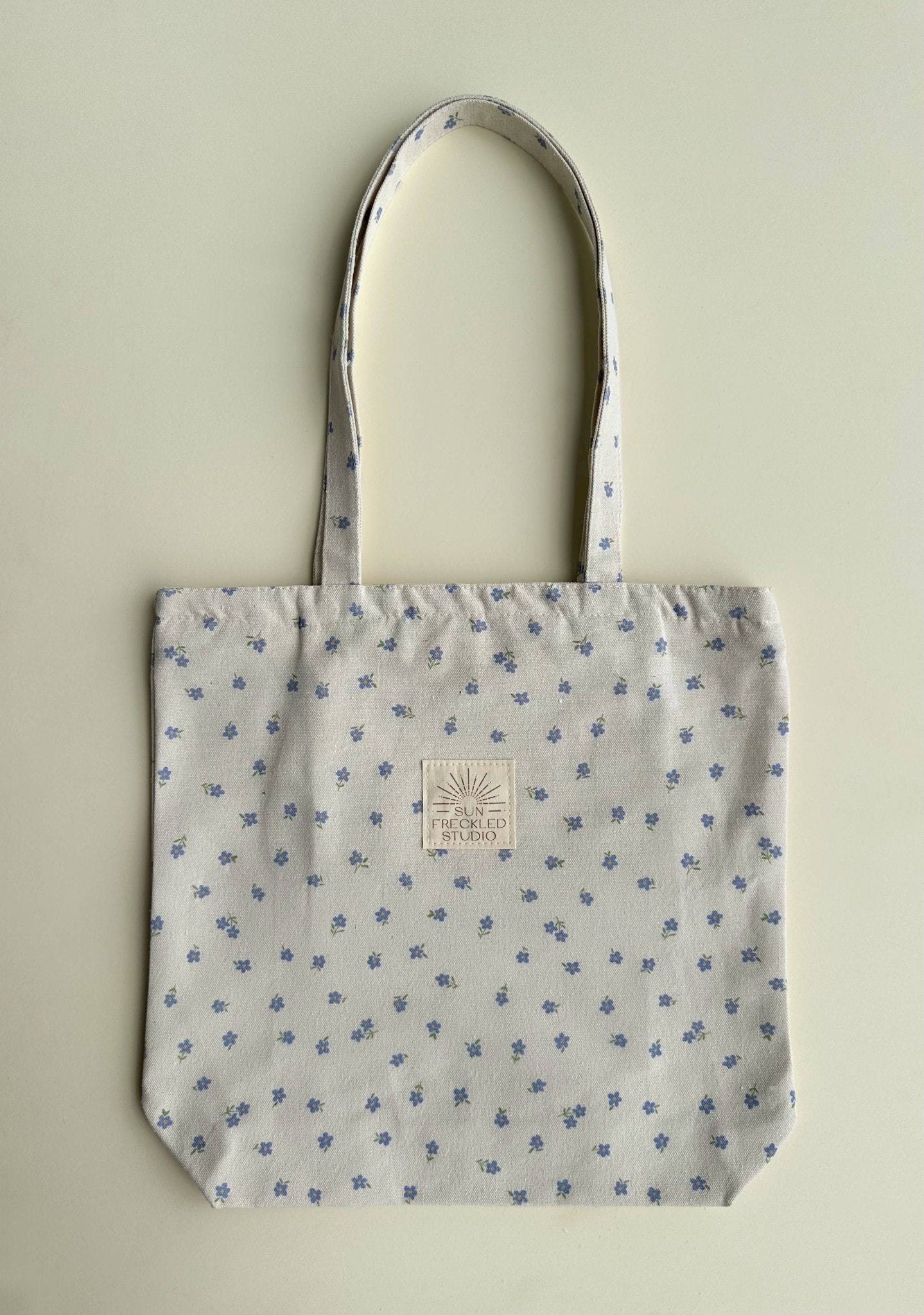 Periwinkle Tote Bag - Rose & Olivia Boutique
