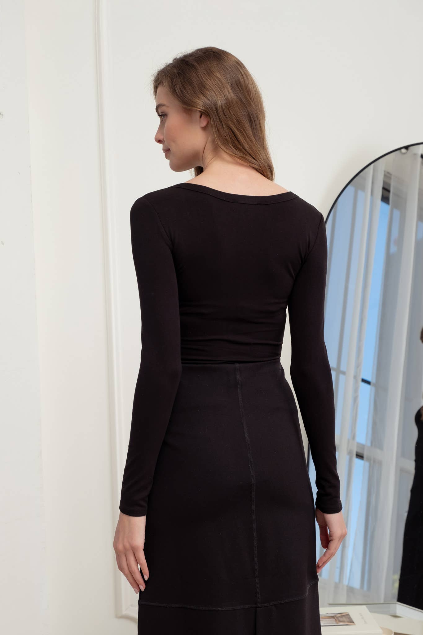 Sophie Henley Top: Black - Rose & Olivia Boutique